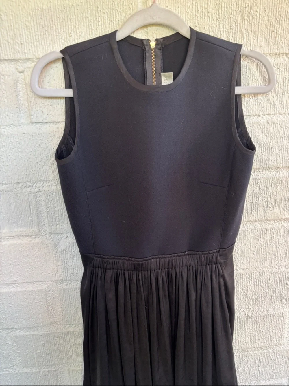 A.L.C. Crew Neck Silk Navy Black Sleeveless Pleated Mini Dress sz 2 - Picture 4 of 8